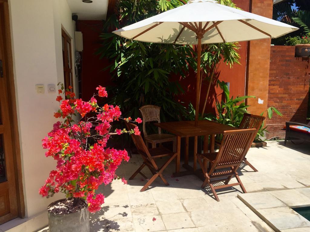 Merpati - Studios Sanur  Exterior photo